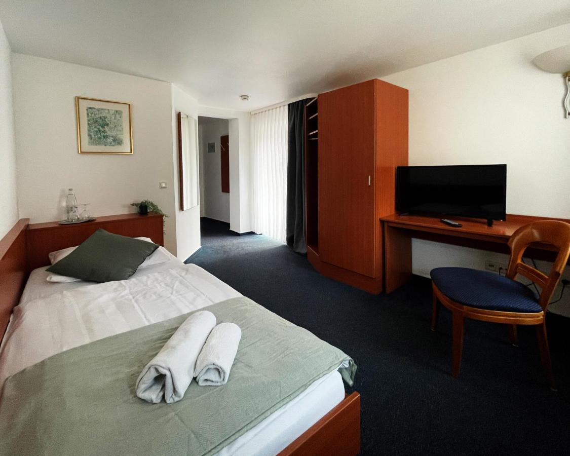 Hotel Am Malerwinkel Wertheim Dış mekan fotoğraf