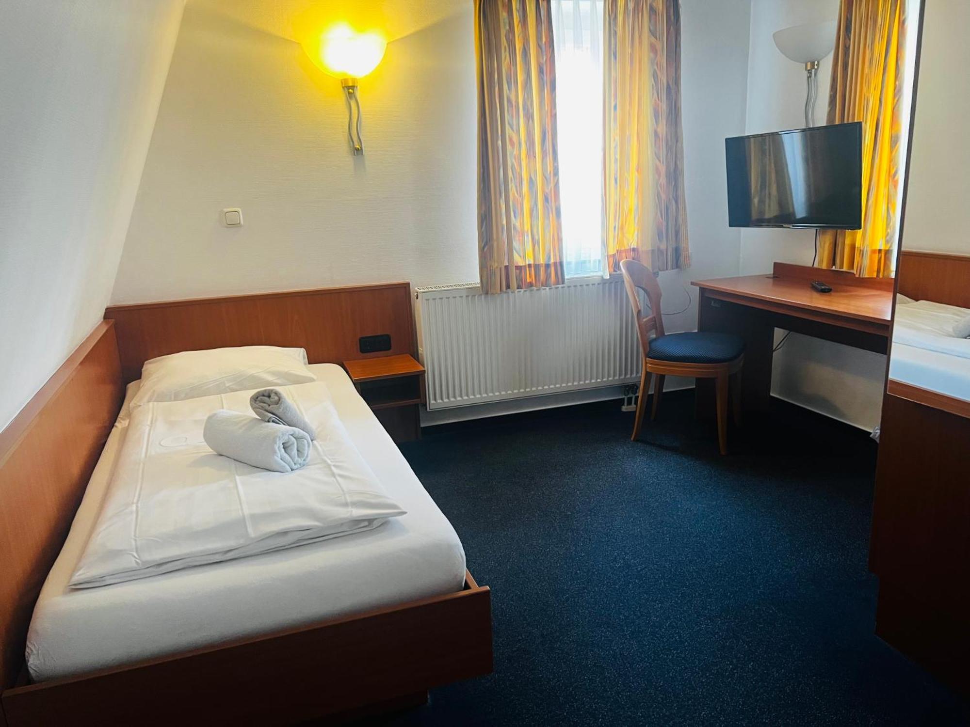 Hotel Am Malerwinkel Wertheim Dış mekan fotoğraf
